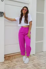 Cropped  Feminino 100% Algodão  é a peça perfeita para um look estiloso, combina com jeans, alfaiataria, perfeito para o dia a dia. Monte looks despojados e super confortáveis.