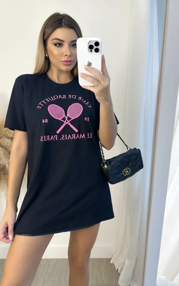 T-shirt feminina 100% Algodão, estampa Padel, estampa rosa fluor em todas as variações, é a peça perfeita para usar com jeans, alfaiataria, saias e composições tendências.