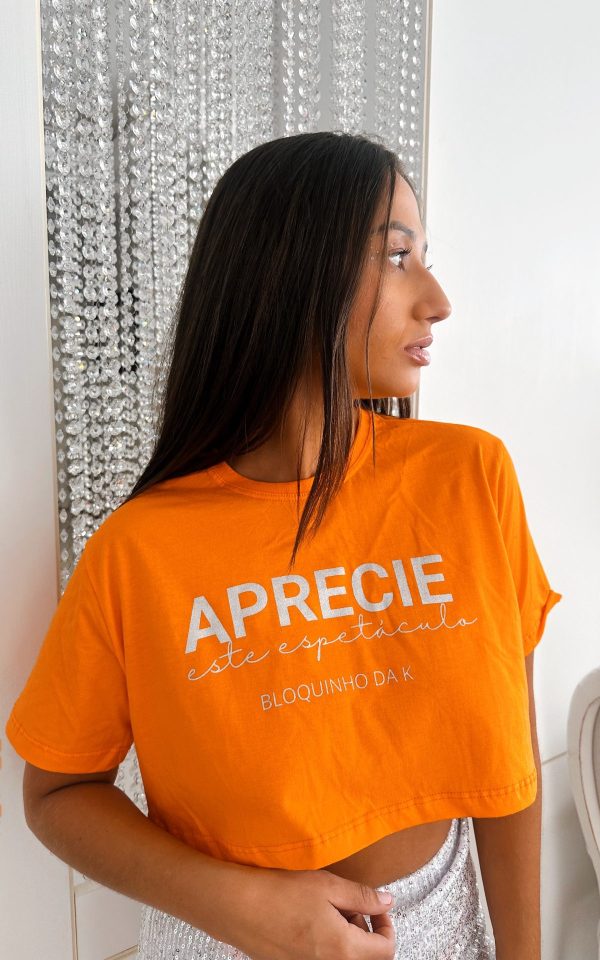 Cropped Feminino 100% Algodão bloquinho da K estampa metalizado prata em todas as variações de cores é a peça perfeita para um look estiloso e de carnaval. Perfeito para festas , sociais entre as amigas, rolês, saidinhas, happy hour, aquele cropped que não falta no carnaval das bloggers.