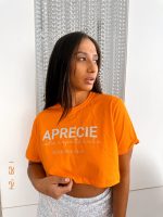 Cropped Feminino 100% Algodão bloquinho da K estampa metalizado prata em todas as variações de cores é a peça perfeita para um look estiloso e de carnaval. Perfeito para festas , sociais entre as amigas, rolês, saidinhas, happy hour, aquele cropped que não falta no carnaval das bloggers.
