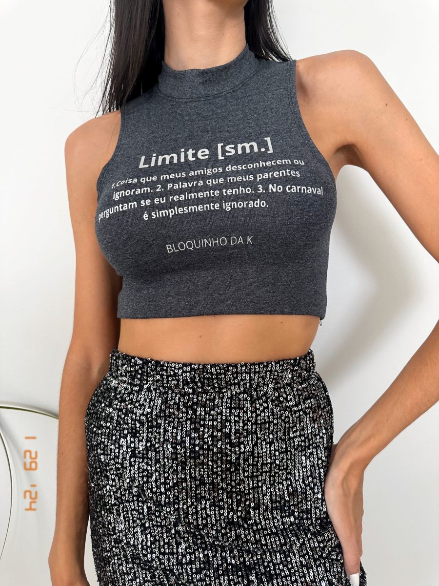A Saia Feminina de Paetê Prata é Perfeita Para um Look Estiloso e Tendência, Ótima para Combinar com T-shirt, Croppeds e Regatas nadador .