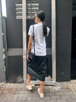 T-shirt feminina signos tendência oversized, barata e de qualidade perfeita para looks estilosos.