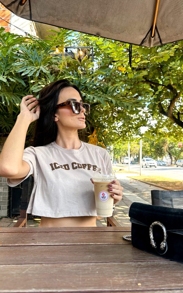 T-shirt Feminina 100% Algodão Bonjour Oui Merci Preto