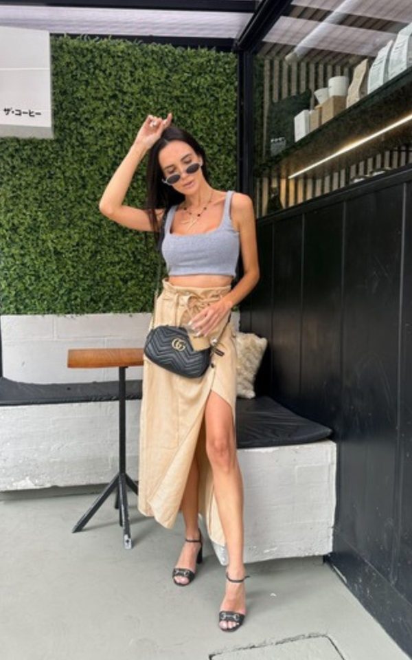 Cropped Feminino De Alça Tendência Cinza