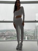 conjunto off com calca tendencia