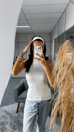 faixa de cabelo off white tendencia promocional