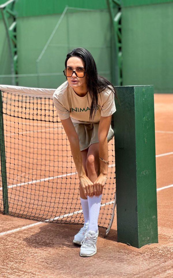 tshirt feminina tenista padel ou beach tenis perfeita para looks do dia